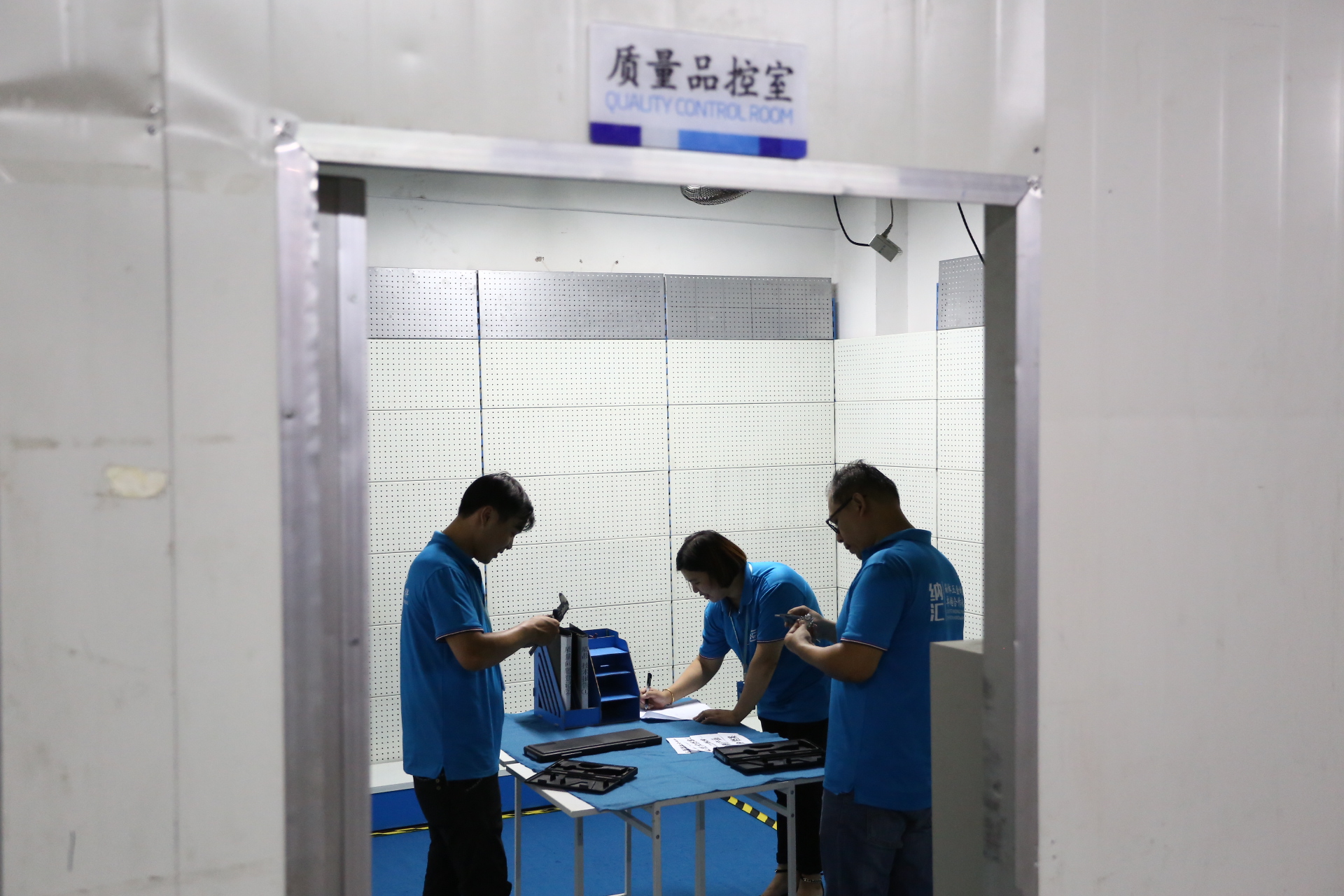 B03A4460.JPG B03A4460.JPG