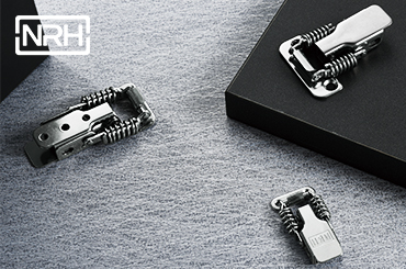 雙彈簧蜜桃黄色网站有哪些特點呢？