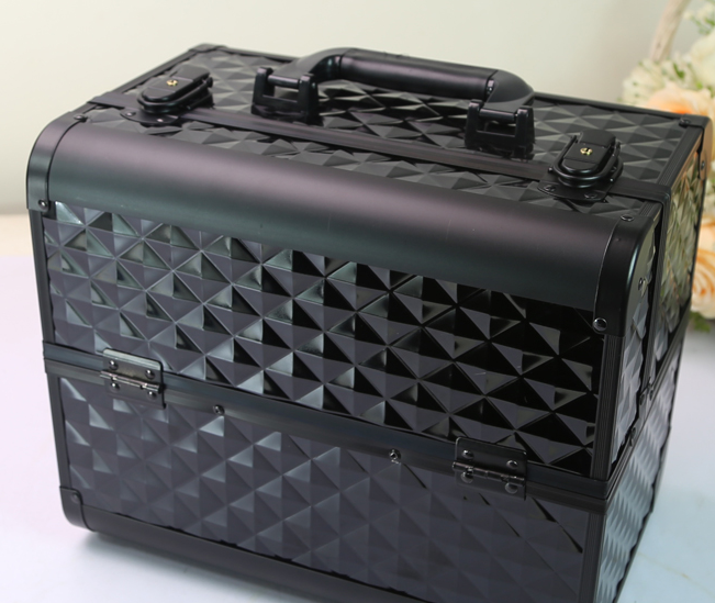 多功能化妝箱蜜桃APP下载污污污