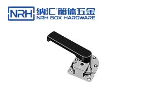 車廂蜜桃黄色网站